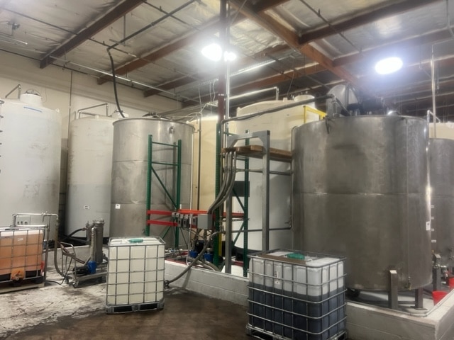 Stainless Steel Tanks for Mixing Cooking Oils